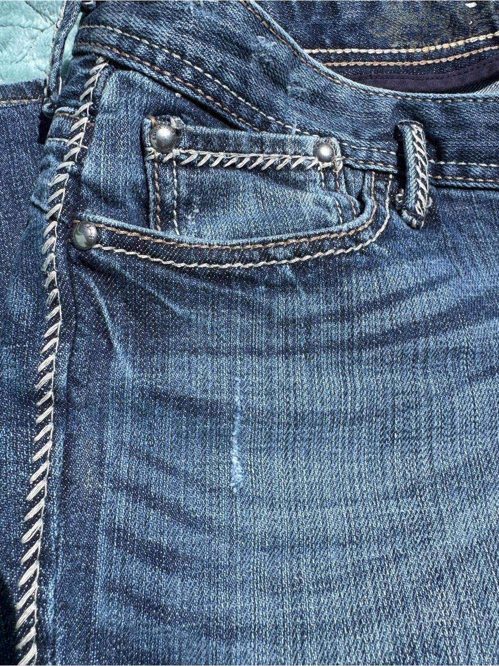 Express Women's Medium Blue Bootcut Jeans with White Contrast Stitching - Picture 4 of 7